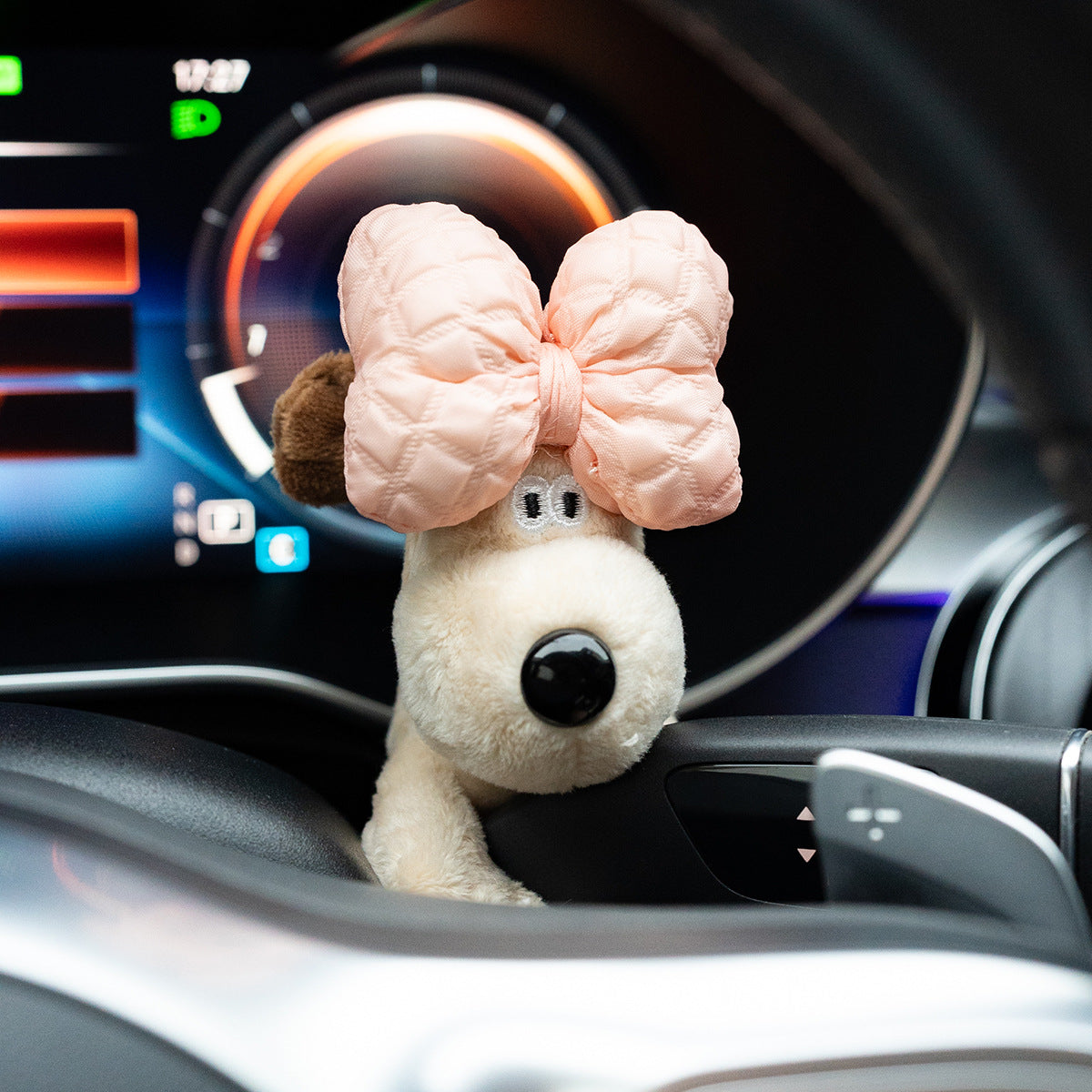 Pequeños adornos para coche, lindo perro de peluche con forma de cabeza, decoración sentimental para el interior del coche.