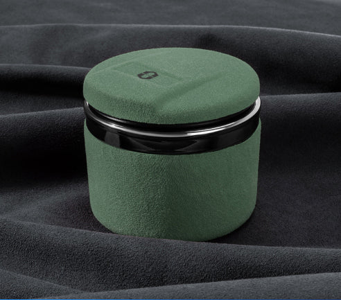 Adecuado para cenicero de coche AITO WENJIE M5 M7 M9 con tapa, material interior de gamuza anticenizas.