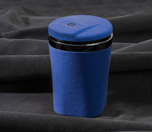 Adecuado para cenicero de coche AITO WENJIE M5 M7 M9 con tapa, material interior de gamuza anticenizas.