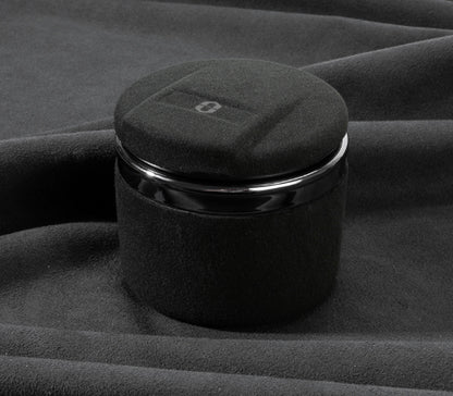 Adecuado para cenicero de coche AITO WENJIE M5 M7 M9 con tapa, material interior de gamuza anticenizas.